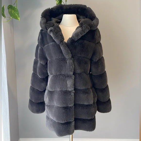 BCBGMAXAZRIA Cream Faux Fur Hooded Coat Size S - Picture 11 of 12